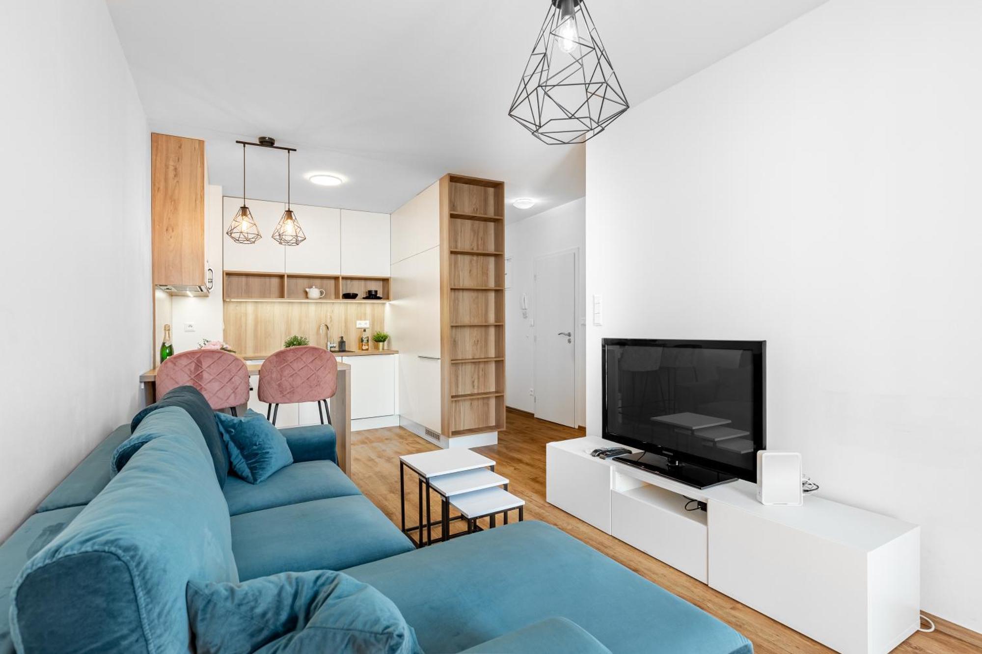 Leo Apartment - Ac & Free Parking Bratislava Exterior photo